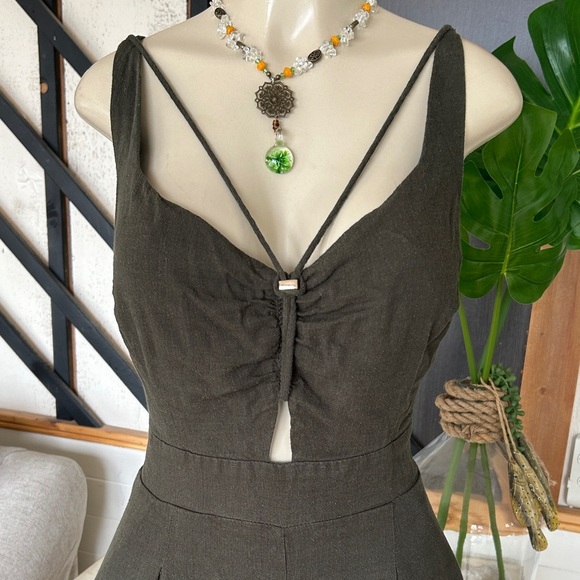 City Chic Olive 🫒 Green Jumpsuit size XS 14 cotton and linen blend - Picture 2 of 10